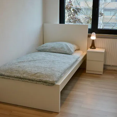 Appartamento Grosszuegige Monteurwohnungen Mit Perfekter Verkehrsanbindung Und Parkplatz Lampertheim